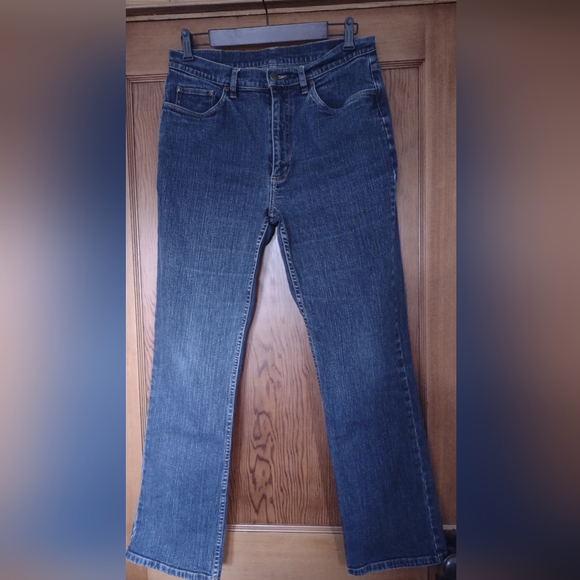 LL BEAN Womens Blue Jeans (31x30.5) - Picture 2 of 5